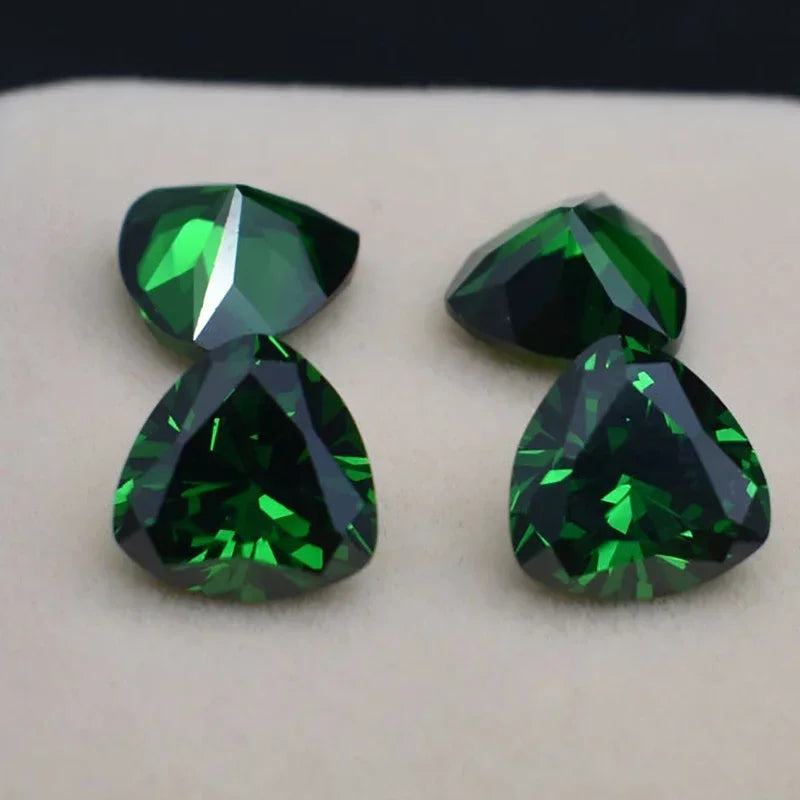 Loose Bulk Synthetic Emerald Corundum Crystals for Jewelry Making