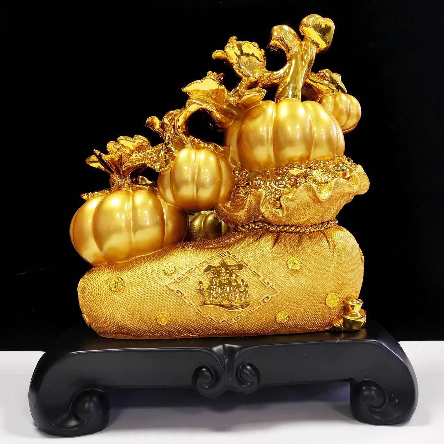 Chinese Style Feng Shui Resin Gold Pumpkin Figurine – Elegant Halloween Decoration