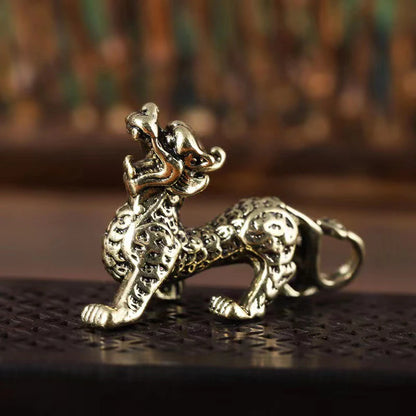 Antique Copper Chinese Mythical Beast Pixiu Miniature Figurines Ornaments Brass Lucky Animal Qi Lin Desktop Decorations