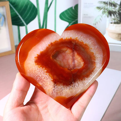 Vibrant Carnelian Crystal Heart – Enhance Creativity & Emotional Balance