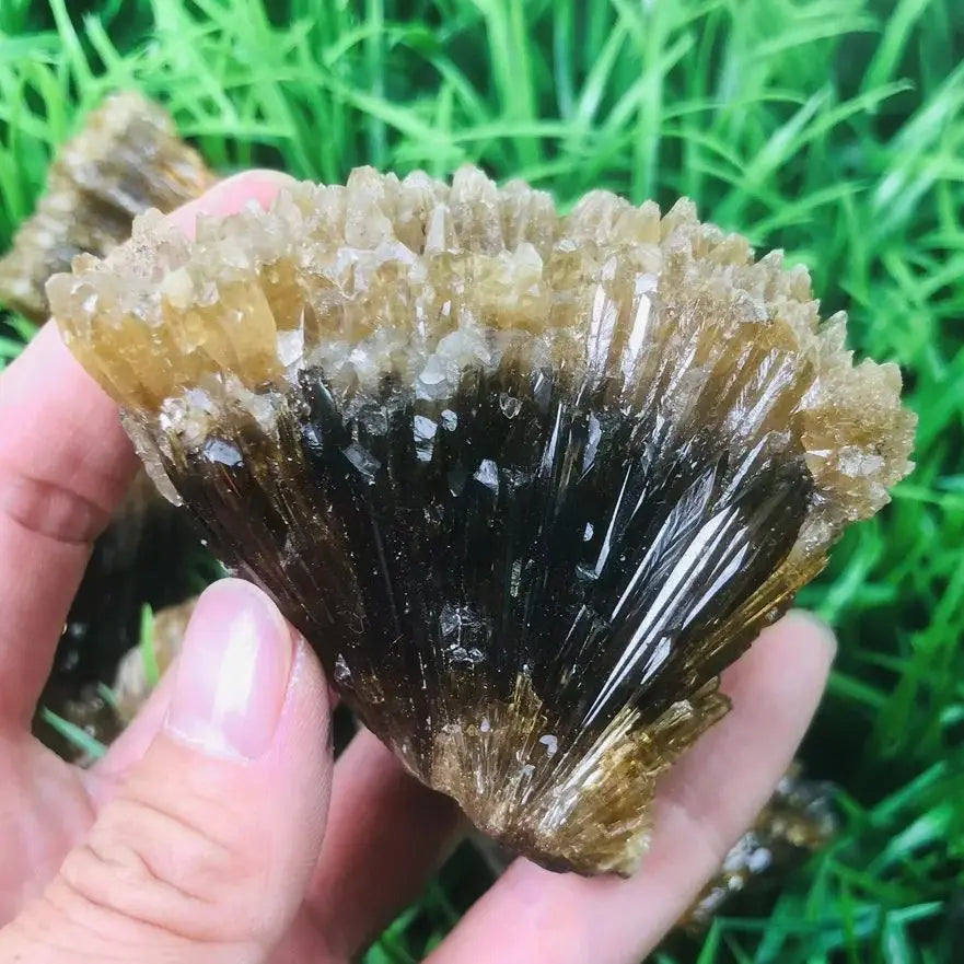 High-Quality Natural Yellow Amber Calcite Raw Stone Crystals