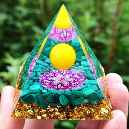 Energy Generator Orgone Pyramid – Healing & Protection Crystal Decor